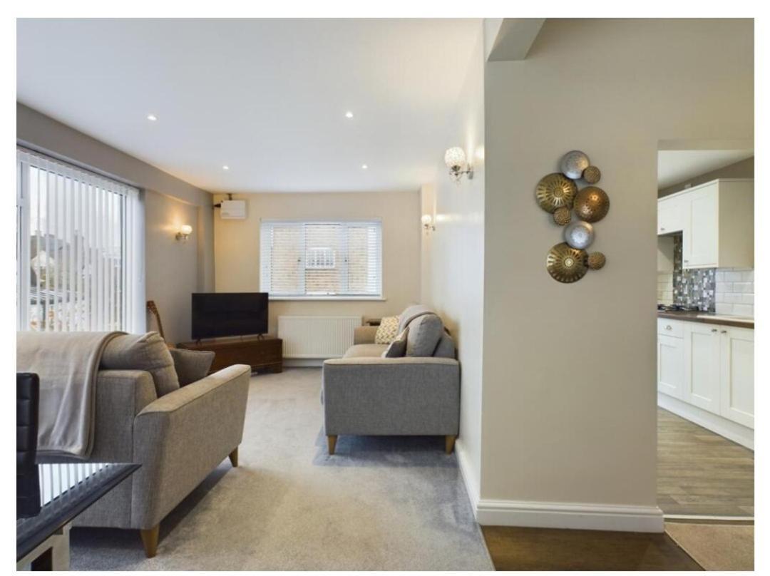 Tallets Apartment With Balcony & Parking Tewkesbury Exteriér fotografie